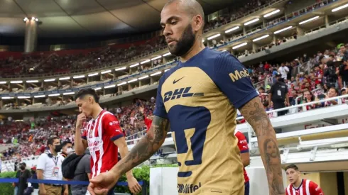 Chivas Pumas Dani Alves Apertura 2022