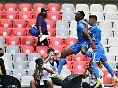 Cruz Azul presentó una nueva camiseta y la afición los criticó