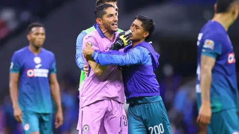 Corona habló de la pelea con Morales.