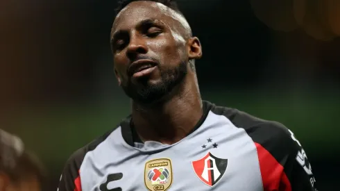 Atlas: Julián Quiñones se operó de la rodilla