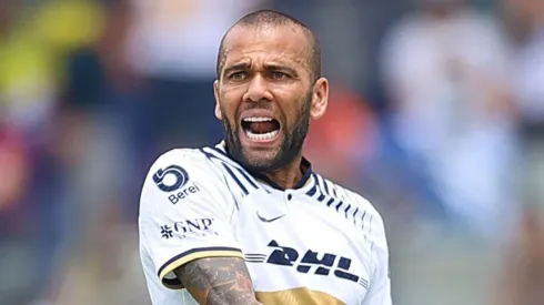 Ciudad de Mexico, 21 de agosto de 2022. Dani Alves en lamento, durante el partido de la jornada 10 del torneo Apertura 2022 de la Liga BBVA MX, entre los Pumas de la UNAM y los Guerreros de Santos Laguna, celebrado en el estadio Olímpico Universitario. Foto: Imago7/ Eloisa Sánchez
