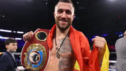 Vasyl Lomachenko marcó a los dos rivales que quiere enfrentar.