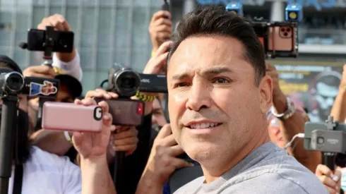 Óscar de la Hoya se ilusiona con un mega combate para Gilberto Ramírez.