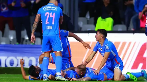 Cruz Azul cierra dos fichajes de inteligencia