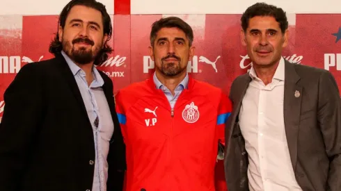 La directiva de Chivas lanza fuerte mensaje a los jugadores.