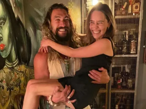 Emilia Clarke revela que lloraba en escenas íntimas con Jason Momoa en Game Of Thrones