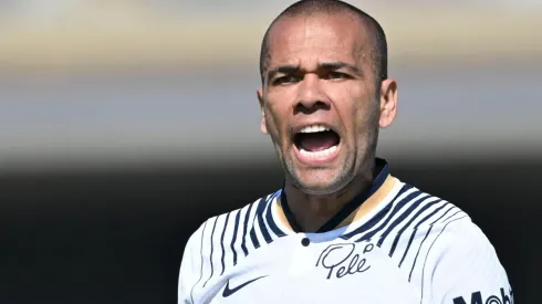 Ciudad de Mexico, 8 de enero de 2023. Dani Alves , durante el partido de la jornada 1 del torneo Clausura 2023 de la Liga BBVA MX, entre los Pumas de la UNAM y los Bravos de FC Juárez, celebrado en el Estadio Olímpico Universitario. Foto: Imago7/ Etzel Espinosa