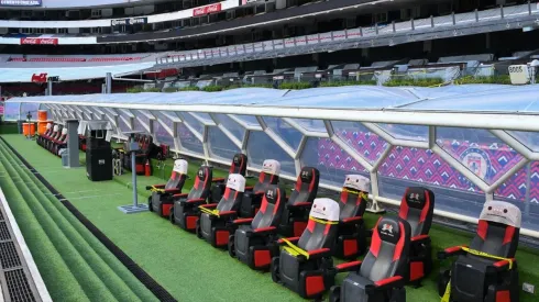 Un entrenador deja su cargo.