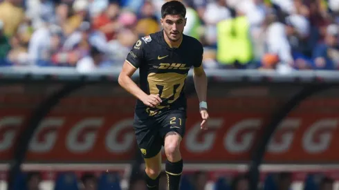 Gustavo Del Prete durante un partido en CU.