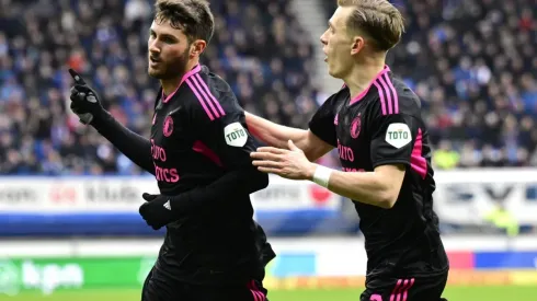 Santi festejó un nuevo gol en la Eridivisie.