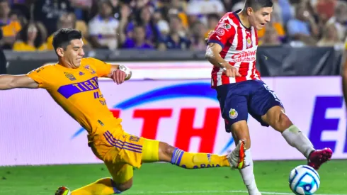 El zurdazo de Ronaldo Cisneros para el segundo gol de Tigres.