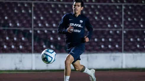 Diego Rosales en el entrenamiento del equipo.