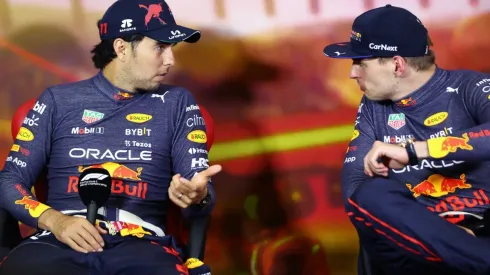 ¿Qué debe hacer Checo Pérez para seguir en Red Bull?