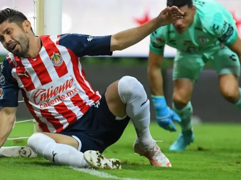 Carlos Reinoso regañó a Oribe Peralta por irse del América a las Chivas