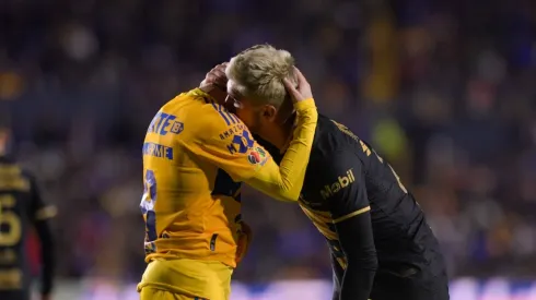 Pumas va por dos jugadores de Tigres.
