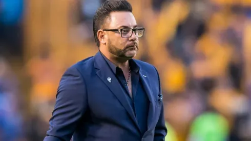 El Turco Mohamed se prepara para un nuevo clásico como entrenador.