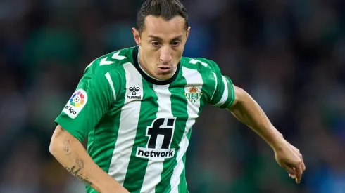 Andrés Guardado, posible titular para la visita de Real Betis a Osasuna.