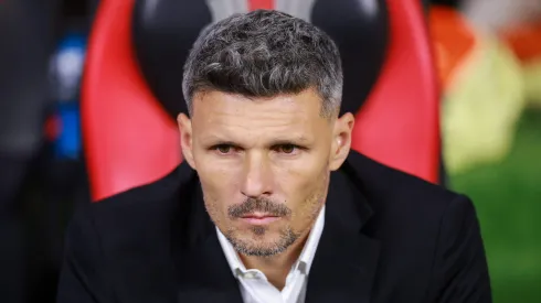 MEXICO CITY, MEXICO - MAY 13: Fernando Ortiz coach of America looks on prior the quarterfinals second leg match between America and Atletico San Luis as part of the Torneo Clausura 2023 Liga MX at Azteca Stadium on May 13, 2023 in Mexico City, Mexico. (Photo by Hector Vivas/Getty Images)