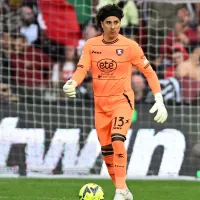 ¡PSG quiere a Guillermo Ochoa!