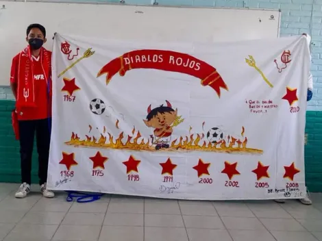 ¡Inspirador! Un niño llevó un telón del Toluca FC a la escuela
