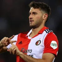 La potencia mundial que busca el fichaje de Santiago Giménez