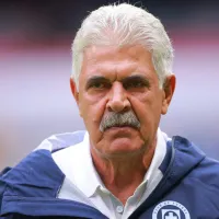Tuca Ferretti le abre la puerta de salida a un jugador de Cruz Azul