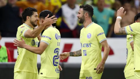 América se prepara para el clásico ante Chivas.