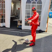 Leclerc dominó la pista y el balón