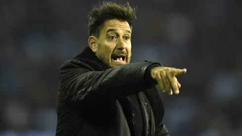 Lema sonríe por el nuevo fichaje de Pumas.