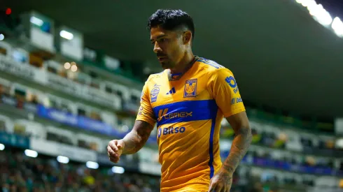 Aquino preocupó a todo Tigres.