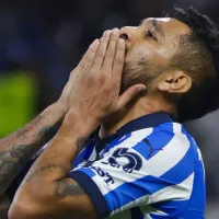 ¿Por qué Tecatito Corona no tiene minutos con Rayados?