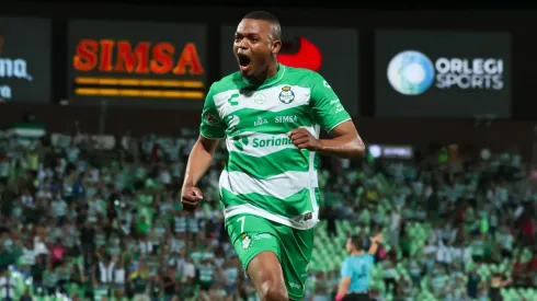 Harold Preciado volvió encendido a Santos Laguna