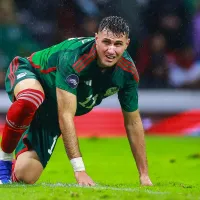 En medio de la polémica, Nápoli busca a Santi Giménez y Feyenoord pide una fortuna