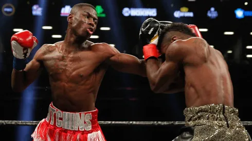 Richardson Hitchins pelea este sábado 6 de abril