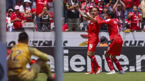 Toluca, de fiesta en el Nemesio Díez con su afición.