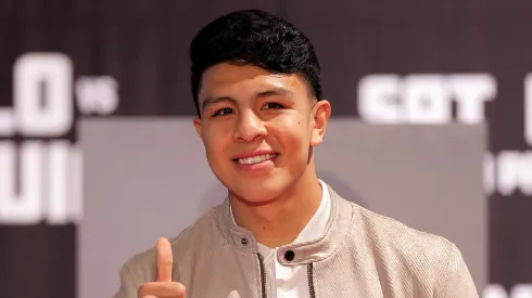 Jaime Munguía y la bolsa ante Canelo Álvarez