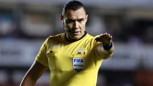 Marco Antonio Ortiz, el árbitro de la ida del Clásico Regio