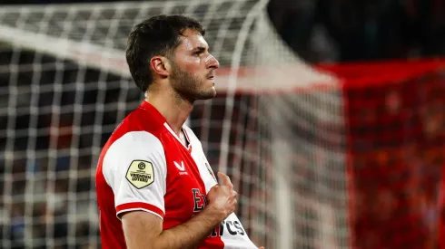 Santiago Giménez podría ser transferido a un grande de Europa.