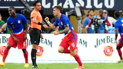 Pulisic celebra un gol de Estados Unidos.