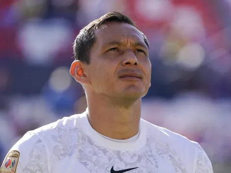 Rodolfo Cota le hizo pasillo de campeón a sus compañeros de América