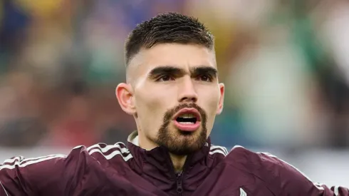 Un grande de Europa busca fichar a Johan Vásquez tras el fracaso de México en Copa América 2024