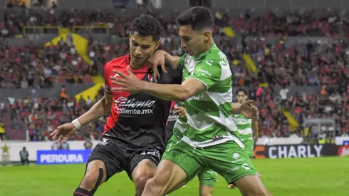 Atlas y Santos Laguna se enfrentan este martes