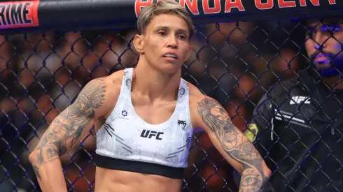 Amanda Lemos perdió de manera contundente ante Virna Jandiroba y dejó dudas para el futuro.