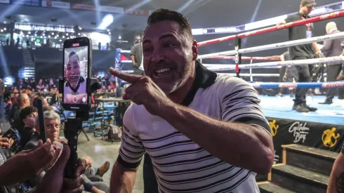 Óscar de la Hoya se cansó de las presiones y dejó bien clara su postura contra el CMB.