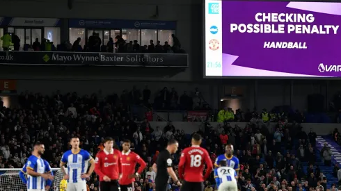La Premier Leagues aplicaría cambios en el uso del VAR
