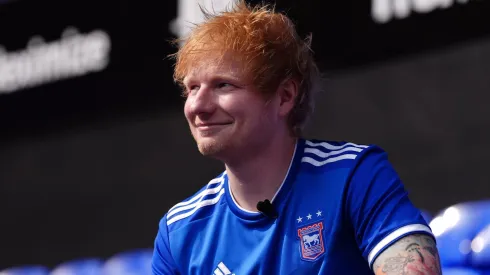 El popular cantante está ligado al club de sus amores desde 2021.