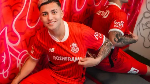 El extremo firmó un contrato por 4 años.