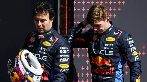 Checo Pérez y Max Verstappen exigen explicaciones a Red Bull
