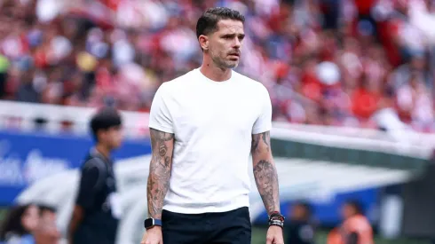 Chivas no piensa en una salida de Fernando Gago