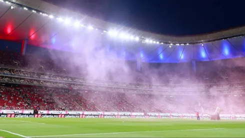 El campo de juego del Estadio Akron no se presentará en las mejores condiciones.